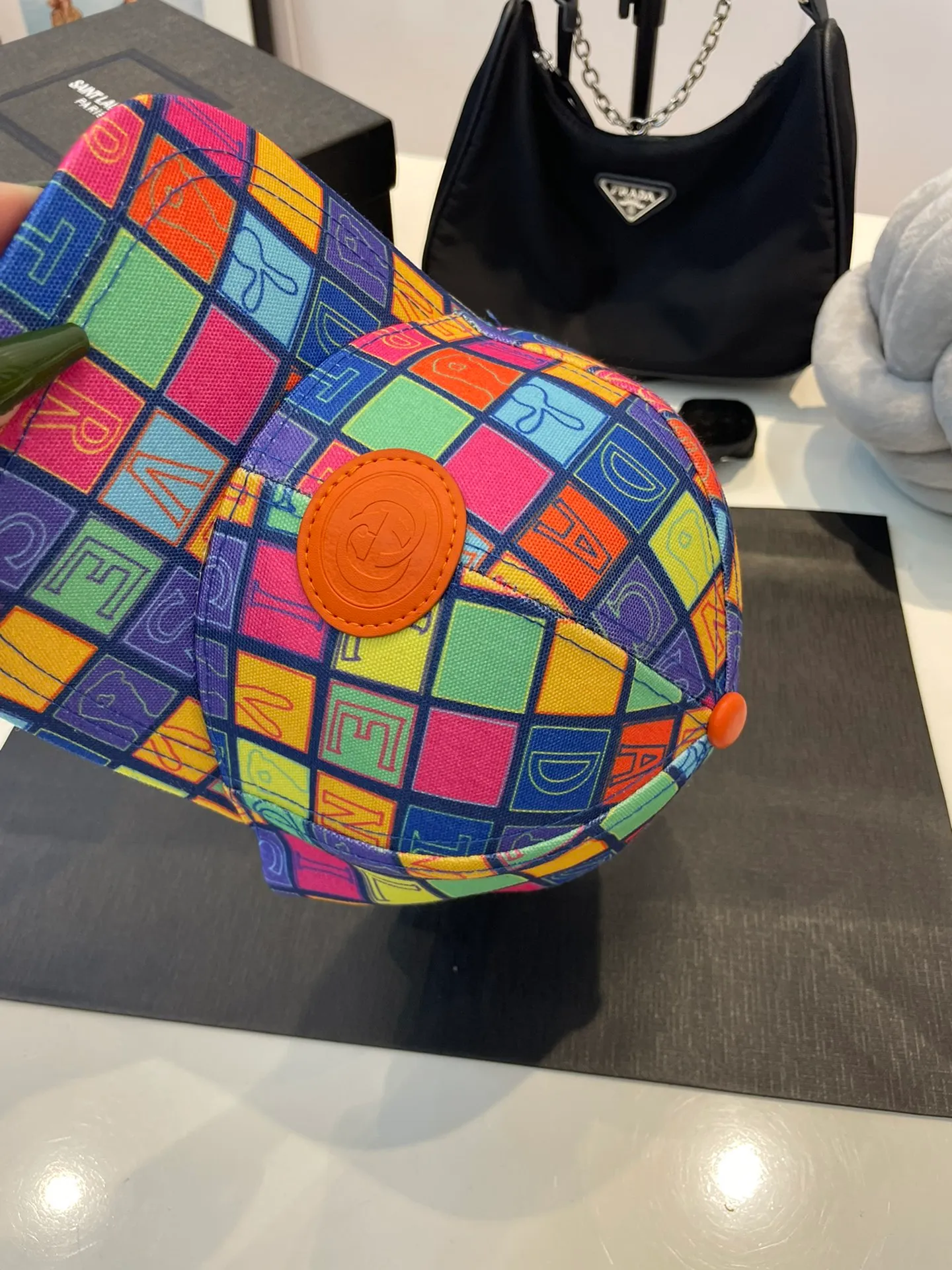 P60 GUCCI Chinese New Year Series Square Rabbit Print Baseball Cap