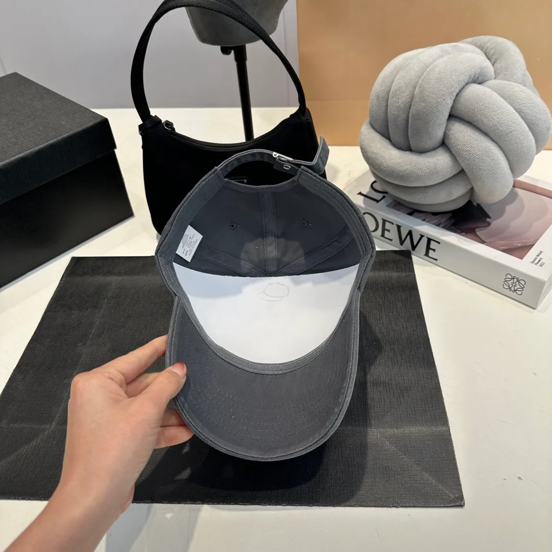 P60 Gucci Baseball Cap GUCCI official website new product, baseball cap, original quality, very popular 🔥The craftsmanship is very exquisite, high-end and classy! Low-key luxury, easy to carry! Running volume