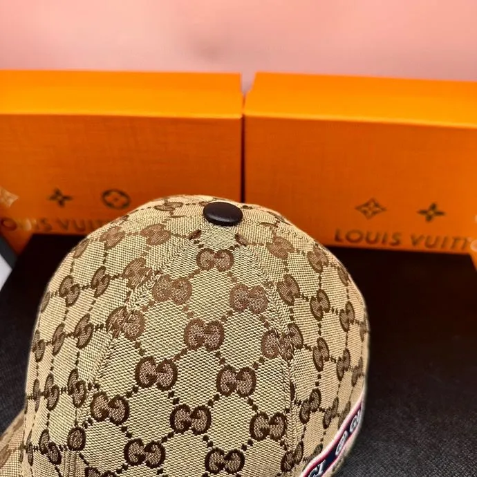 P90 hot-selling model in stock Gucci logo webbing, top quality original order, excellent quality, same baseball cap as the official website, real product shot, ready stock quickly