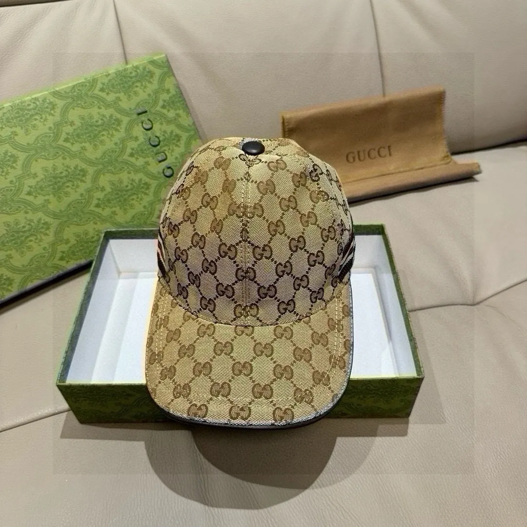 p90 ten thousand year old classic new color is shipped!   , Gucci (Gucci) classic original baseball cap 😍😍 1:1 mold opening and customization at the counter, the highest version, original canvas fabric + first layer of cowhide, light and breathable! Photographed in real life, suitable for men and women in all seasons, basic head circumference 56cm, adjustable patches.