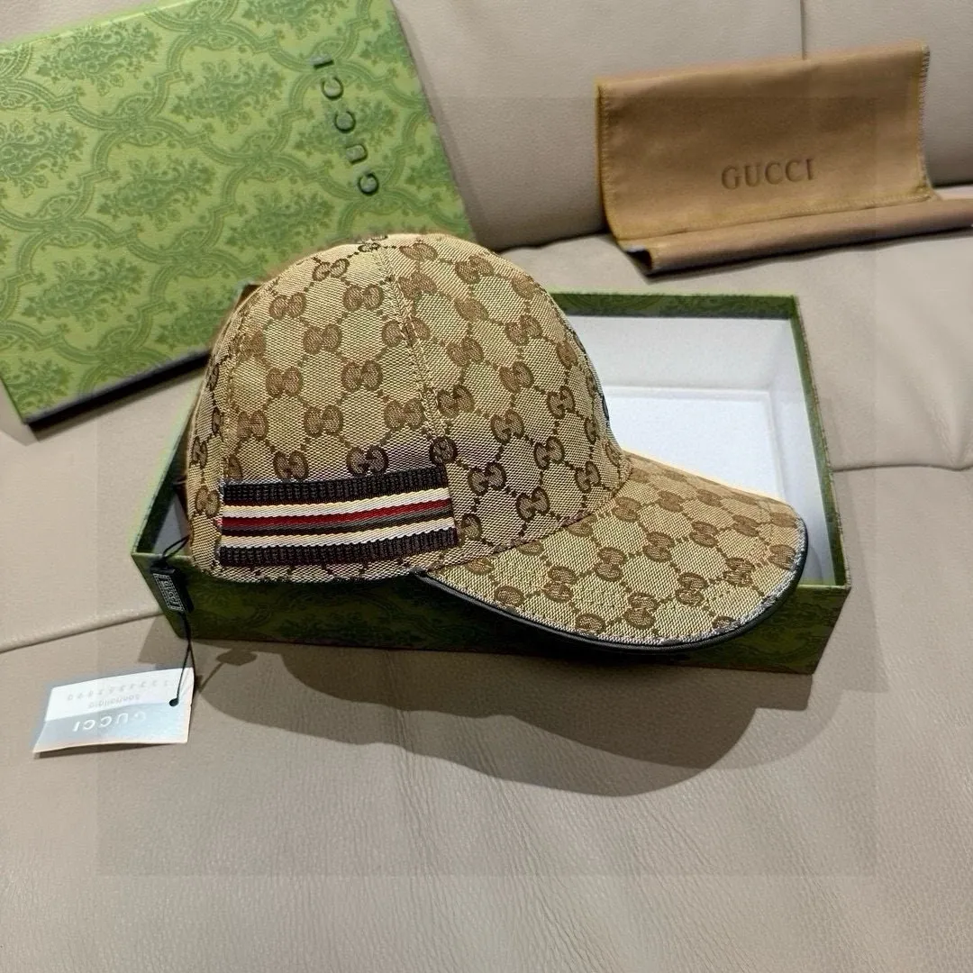p90 ten thousand year old classic new color is shipped!   , Gucci (Gucci) classic original baseball cap 😍😍 1:1 mold opening and customization at the counter, the highest version, original canvas fabric + first layer of cowhide, light and breathable! Photographed in real life, suitable for men and women in all seasons, basic head circumference 56cm, adjustable patches.