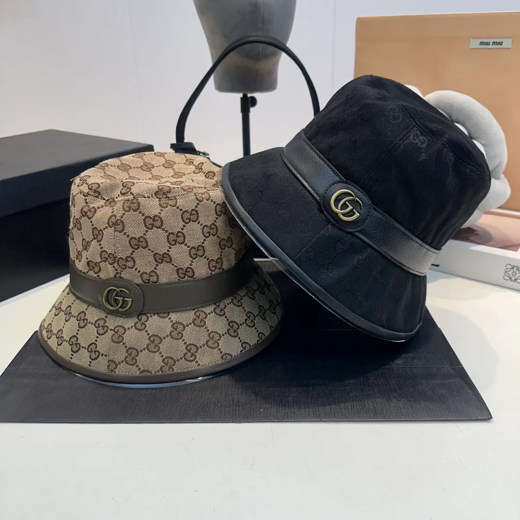 P100 Gucci fisherman hat GUCCI pigskin original quality is now available 🔥🎩 The craftsmanship is very exquisite, high-end and classy! Low-key luxury, easy to carry! Running volume!
