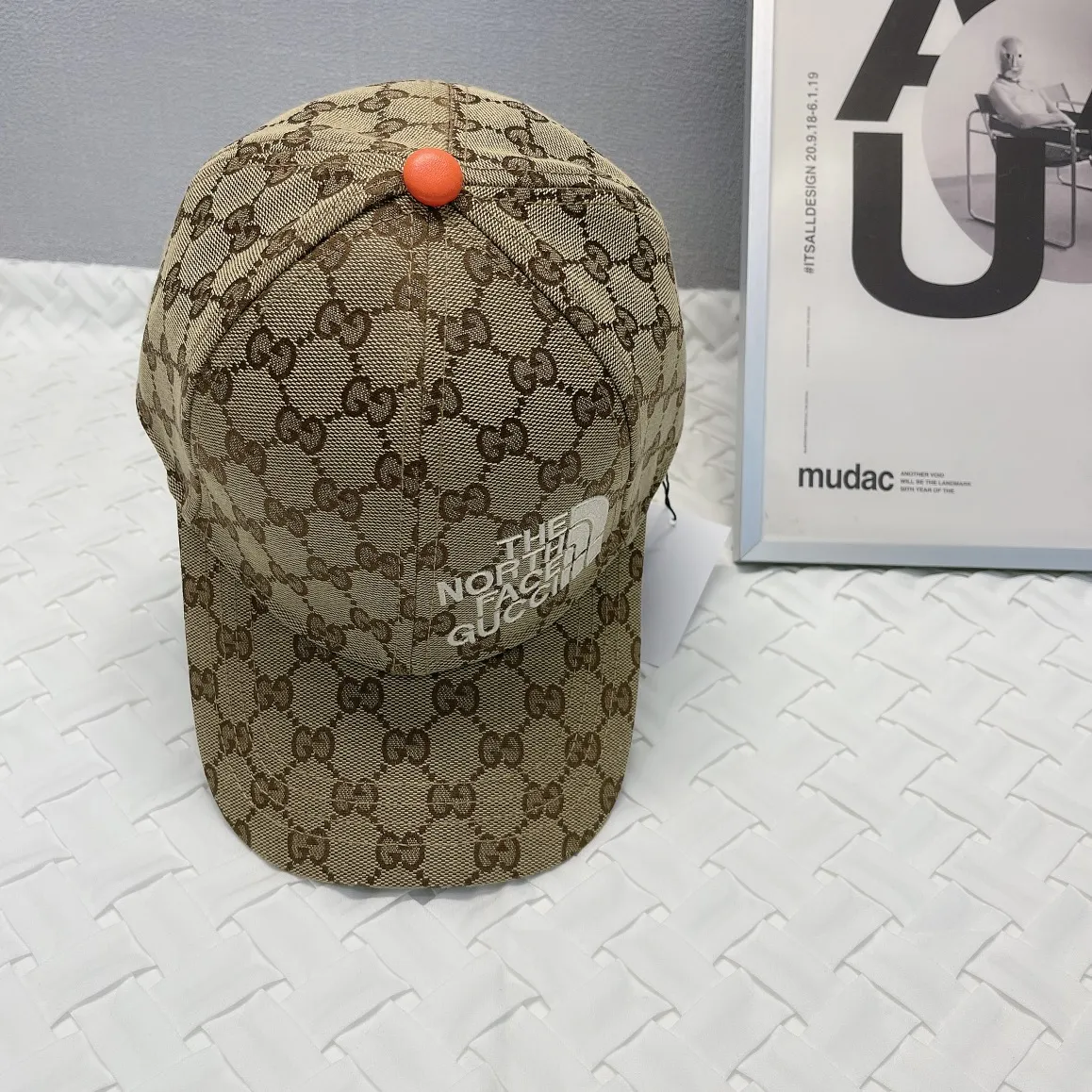 Special batch of 70 (with dust bag) GUCCI Gucci baseball cap 2021 official website synchronous counter denim new classic baseball cap, the details and workmanship are very exquisite,‼ Classic for men and women