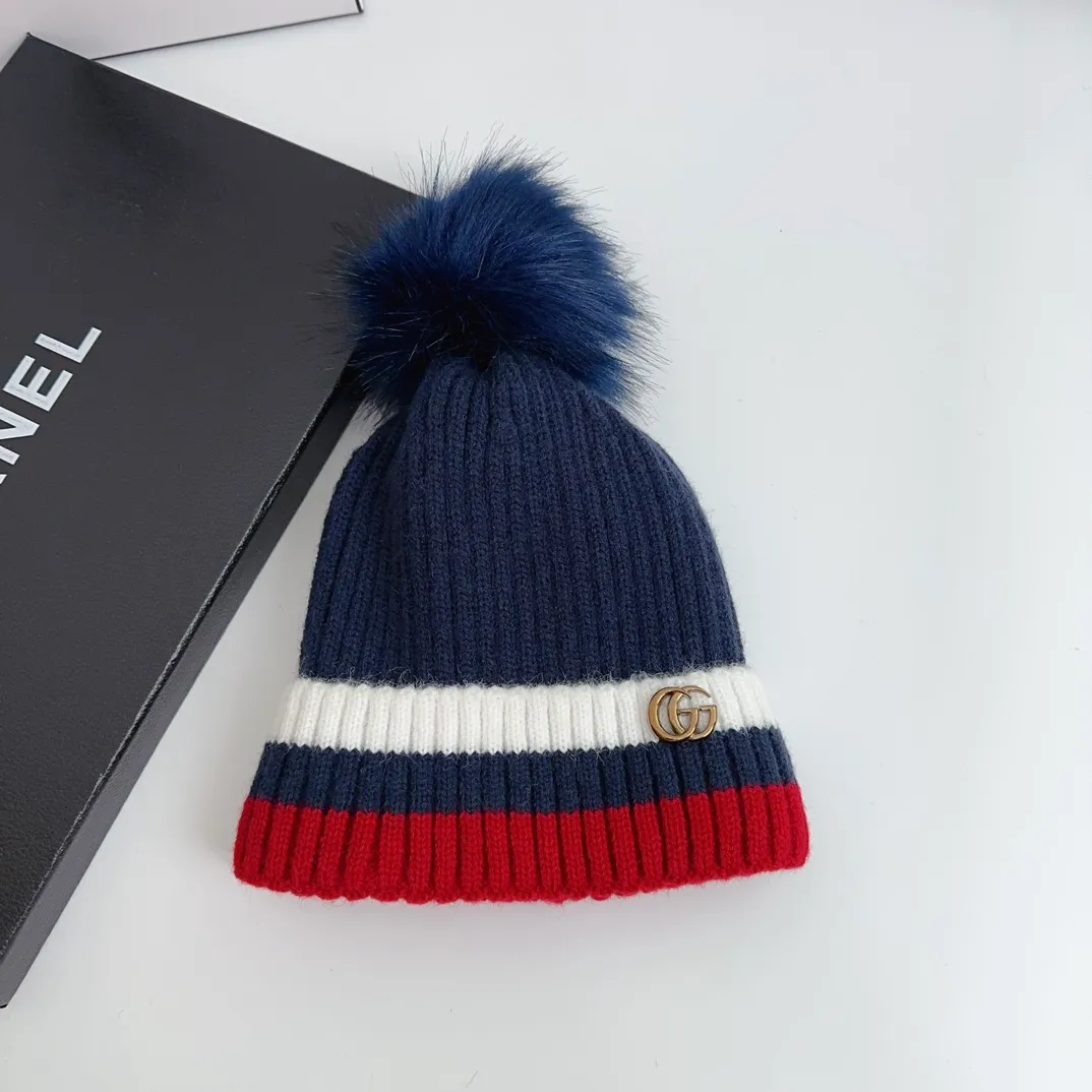 P60 official website original order original original standard official website counter synchronized quality style Gucci Gucci iron buckle wool ball plus velvet knitted hat 6 colors ready in stock