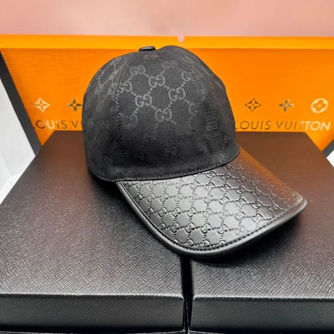 P90 hot item in stock Gucci canvas and leather, embossed cowhide on the top of the brim, top quality original order, excellent quality, the same baseball cap as the official website, photographed in person, quick delivery from stock