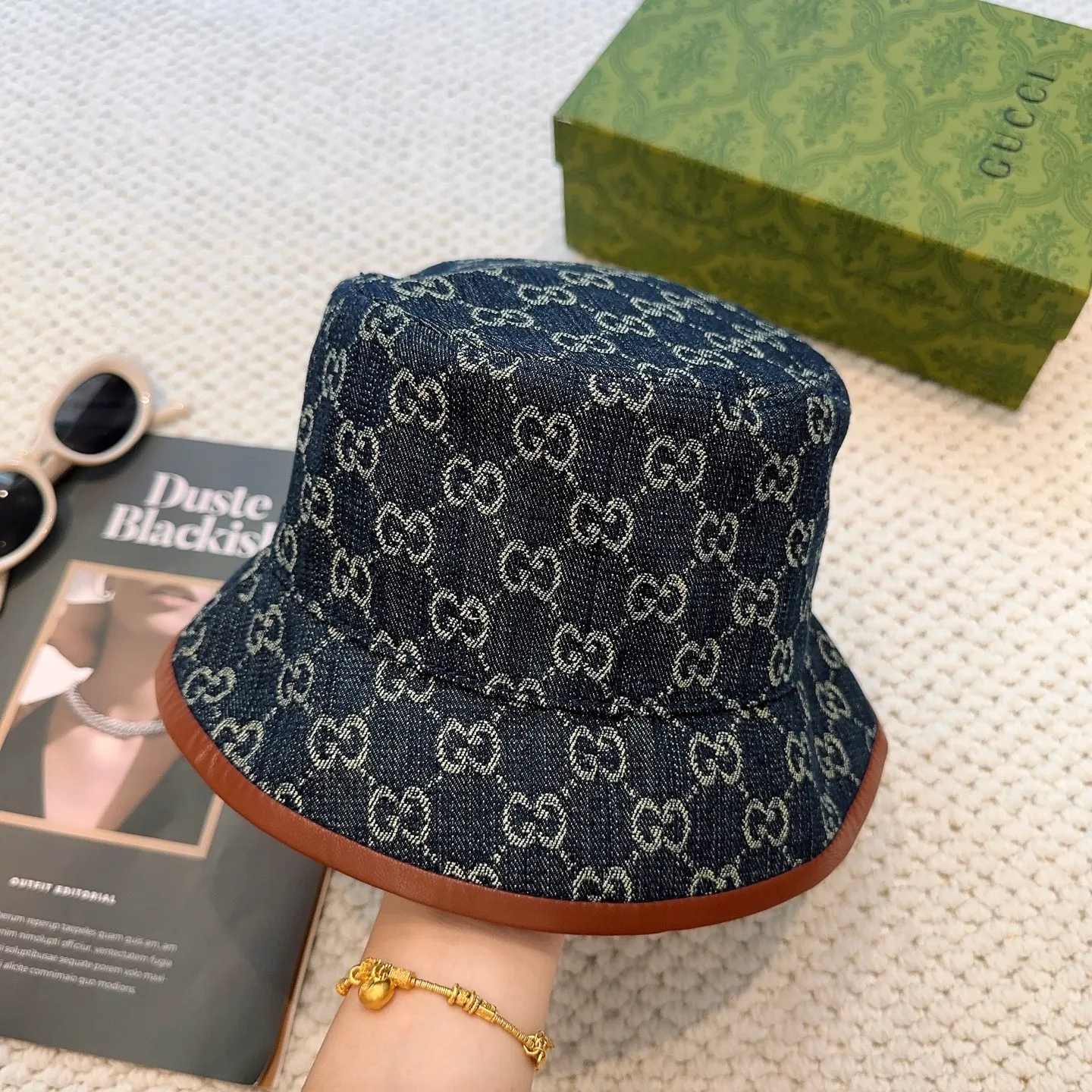 P80 original quality GUCCI Gucci bucket hat 👒Official website new product Gucci bucket hat is coming. The craftsmanship is very exquisite, high-end and classy! Low-key luxury, easy to carry! Running volume!