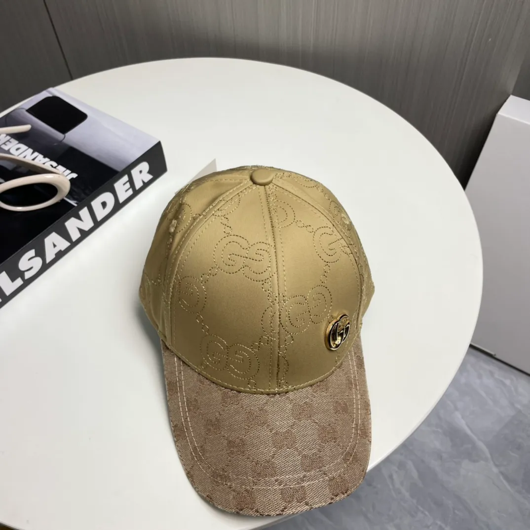 P66 Gucci new original baseball cap 🧢, exquisite and pure, stylish and stylish, cool and fashionable, out of stock at the counter, popular, great quality