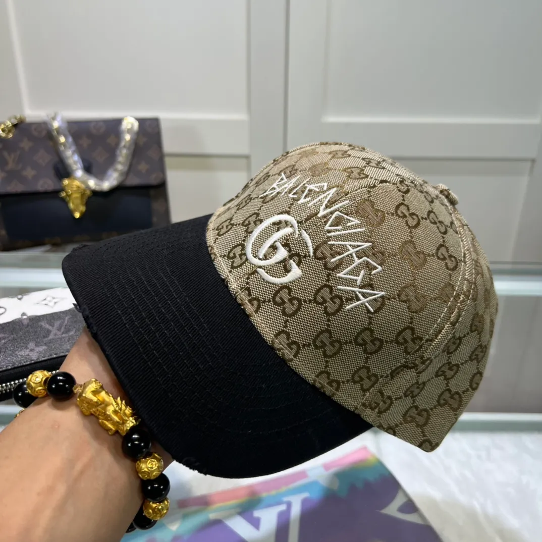 P54💰BALENCIAGA GUCCI new logo baseball cap, cool colors, different styles for men and women, the first batch will be shipped first! A must-buy for Paris fans!