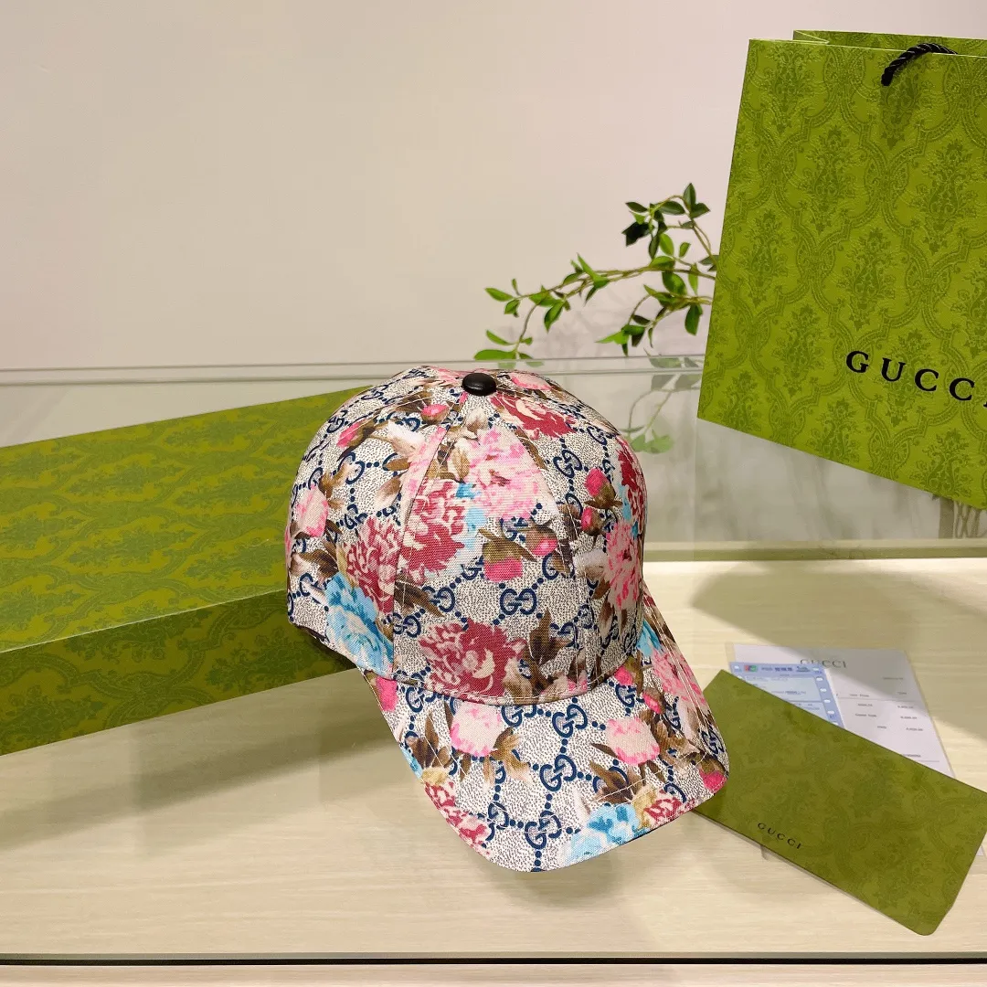 P54💰GUCCI baseball cap, new product from the official website, baseball cap, original quality, hot arrival 🔥🎩 The craftsmanship is very exquisite, high-end and classy! Low-key luxury, easy to carry! Running volume!