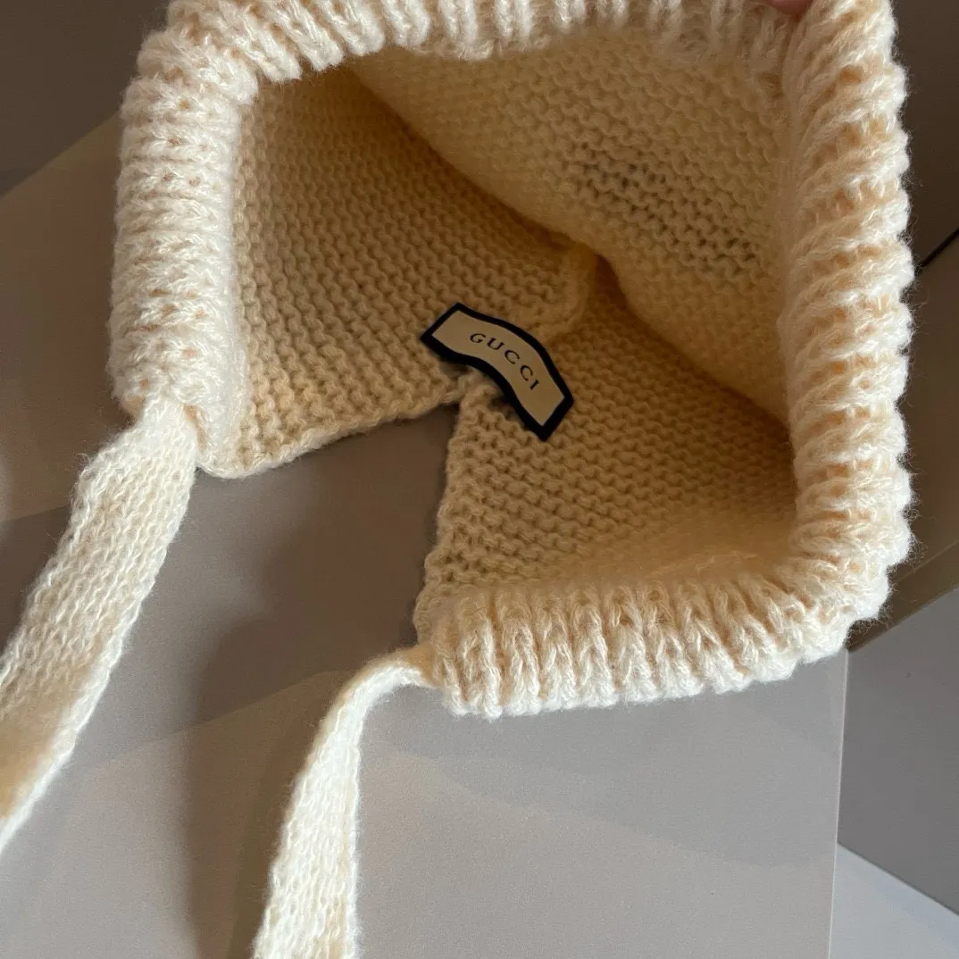 💰90¥ Gucci new knitted cold hat ear protection hat