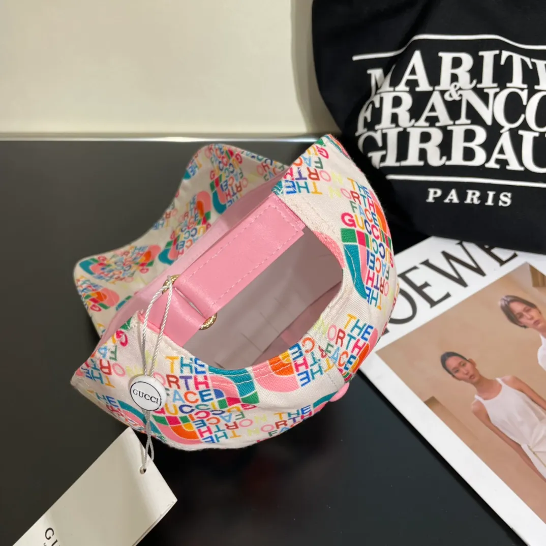 P50💰GUCCI Baseball Cap, new product from the official website, baseball cap, original quality, very popular 🔥🎩 The craftsmanship is very exquisite, high-end and classy! Low-key luxury, easy to carry! Running volume!