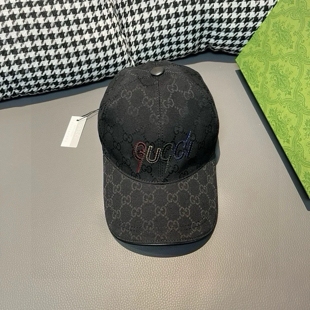 Batch 90, Gucci (Gucci) new original baseball cap, artistic word embroidery, 1:1 mold customization, heavy embroidery, details comparable to counters, original canvas + first-layer cowhide, pure cotton lining, great quality! The first choice for handsome men and beautiful women, fashionable and versatile. Basic head circumference 56, adjustable patch