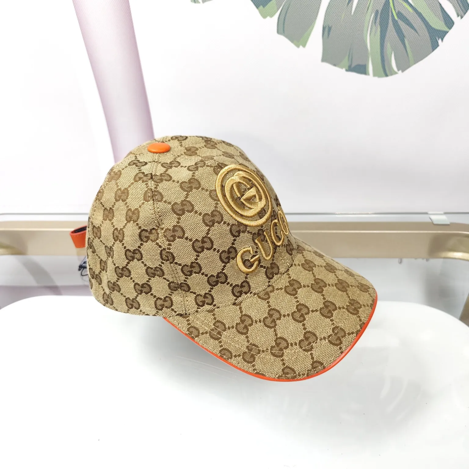 Batch 90 High quality, GUCCI--High version embroidered official website matching flower baseball cap [Fireworks]