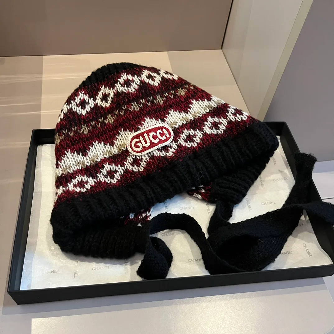 💰90¥ Gucci new knitted ear hat