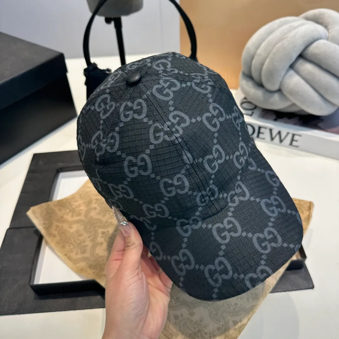 P160 GUCCI Gucci GGDenim series denim baseball cap. The official website has the same fabric as presbyopia❀, retro classic series, same style for men and women!