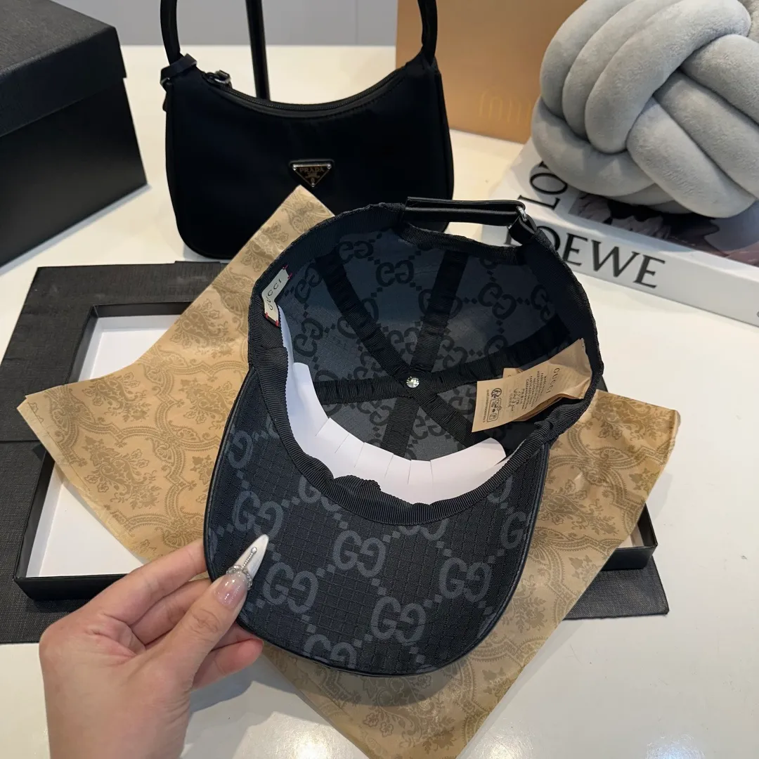 P160 GUCCI Gucci GGDenim series denim baseball cap. The official website has the same fabric as presbyopia❀, retro classic series, same style for men and women!