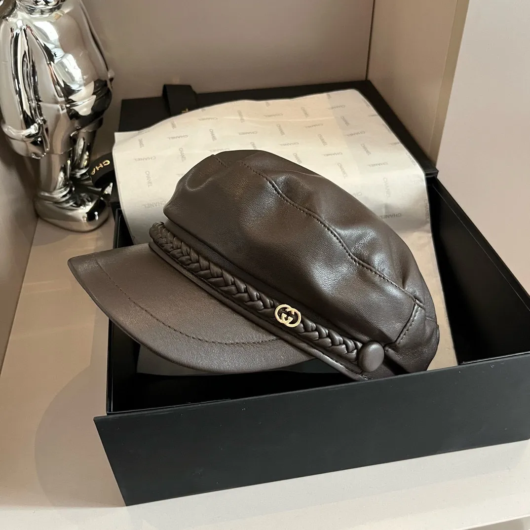 💰100¥ Gucci new duck bill military cap, head circumference 57cm