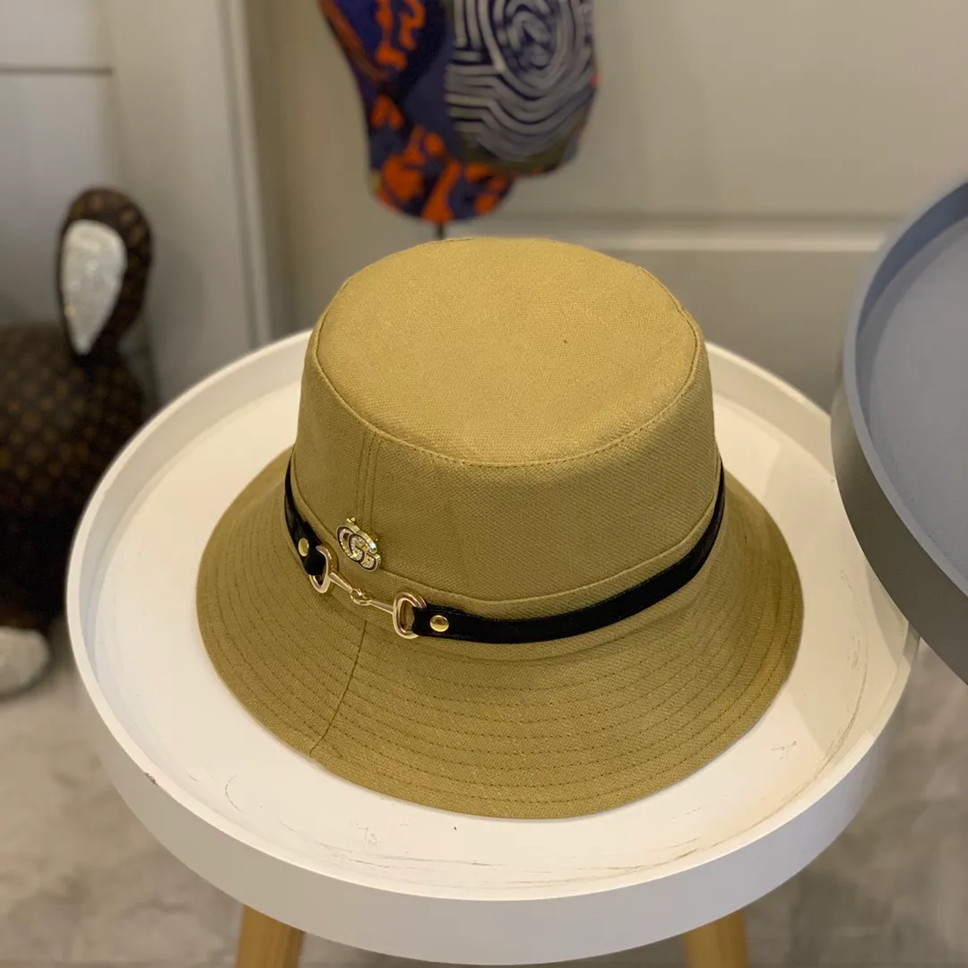p90 GUCCI Gucci fisherman hat, the original quality is very popular, the craftsmanship is very exquisite, the high-end atmosphere is high-end! Low-key luxury, easy to carry! Running volume!