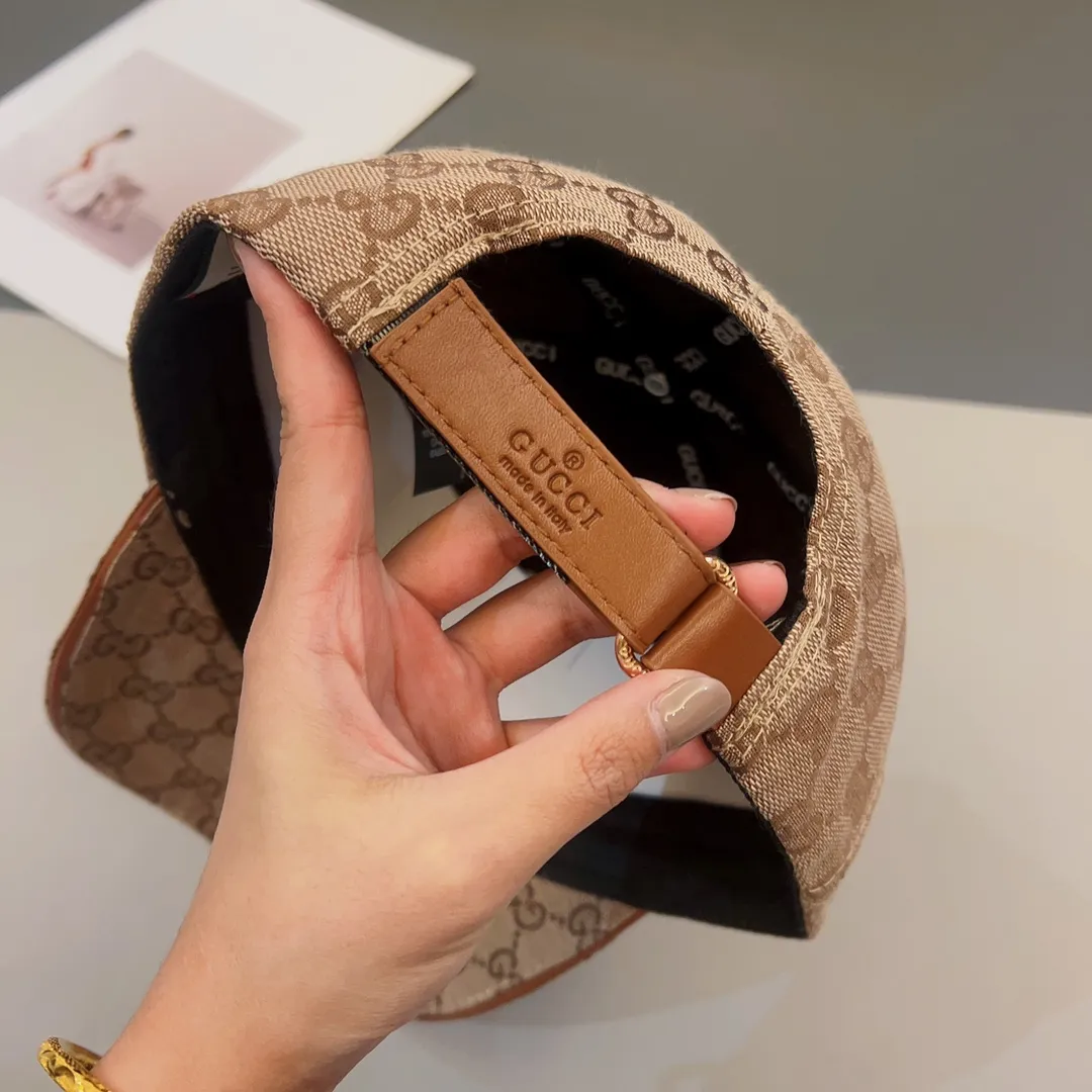 🉐60💰 🧢2022GUCCI Gucci high-end baseball cap is a hot style, using high-end hat base, foreign single quality, unbeatable high-end, super versatile style