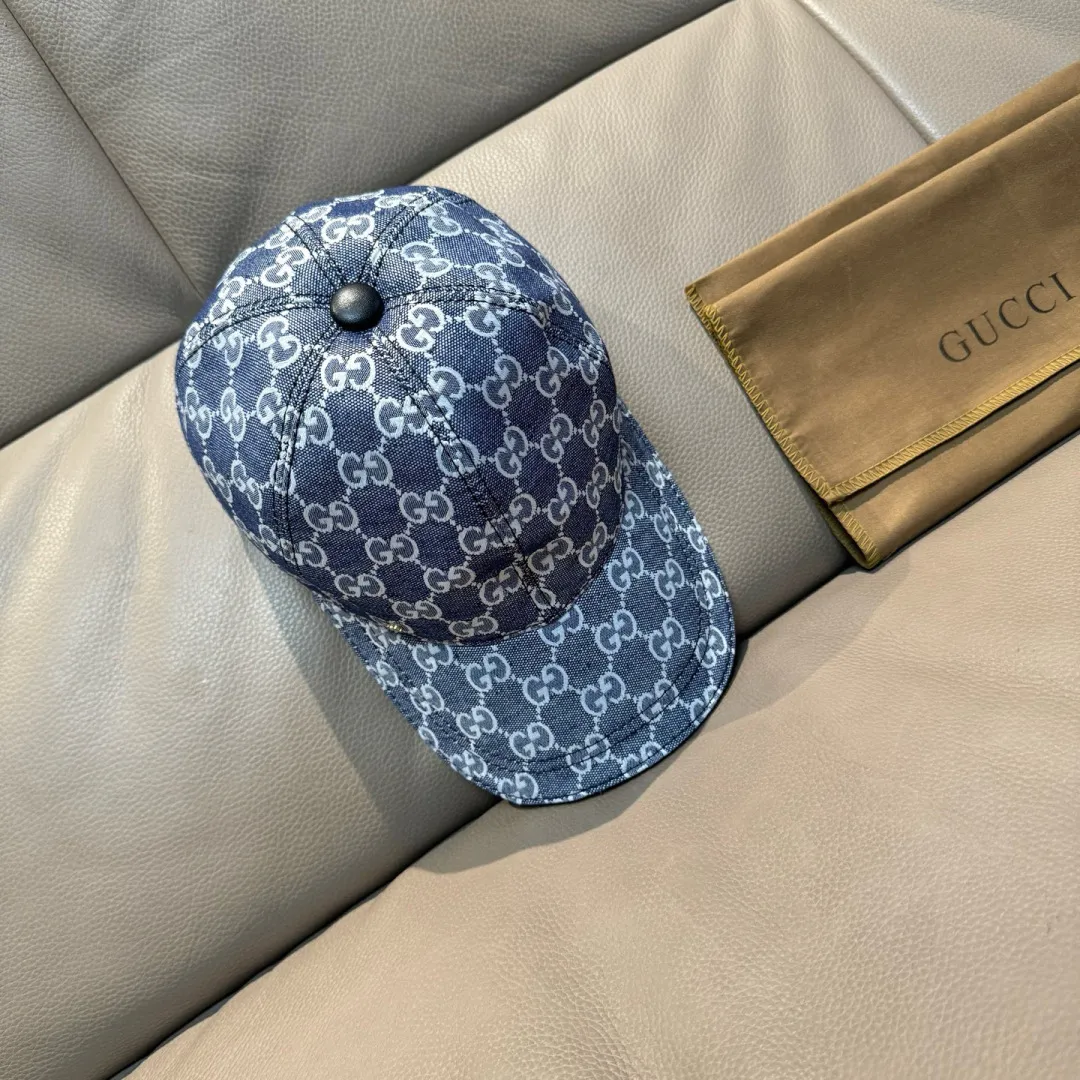 P90., Gucci (Gucci) new original baseball cap, metal small double G, the latest model at the counter, 1:1 mold customization, genuine mold hardware, original canvas fabric + first-layer cowhide, original quality! The quality is great, the basic head circumference is 56cm, and the patch is adjustable.