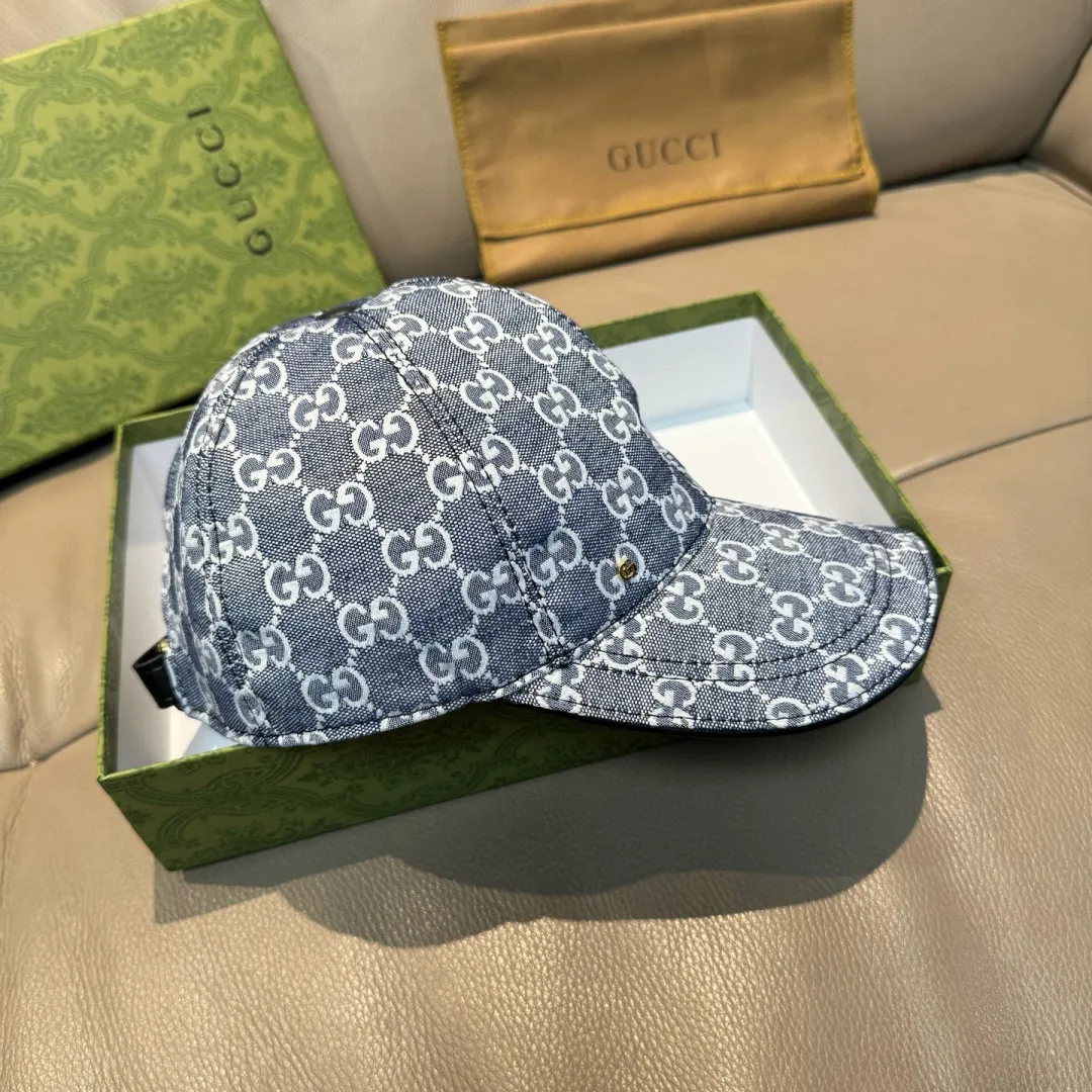 P90., Gucci (Gucci) new original baseball cap, metal small double G, the latest model at the counter, 1:1 mold customization, genuine mold hardware, original canvas fabric + first-layer cowhide, original quality! The quality is great, the basic head circumference is 56cm, and the patch is adjustable.