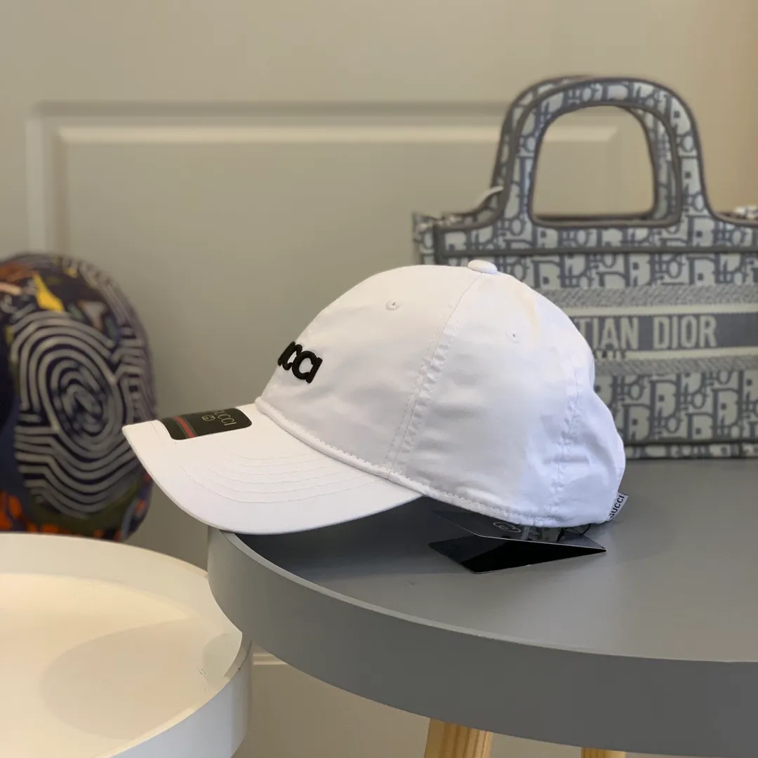 p60 Gucci Baseball Cap♥️GUCCI Baseball Cap🧢Official website new product Gucci Baseball Cap, original quality is very popular 🔥🎩 The craftsmanship is very exquisite, high-end and classy! Low-key luxury, easy to carry! Excellent quality👍Fashionable and versatile