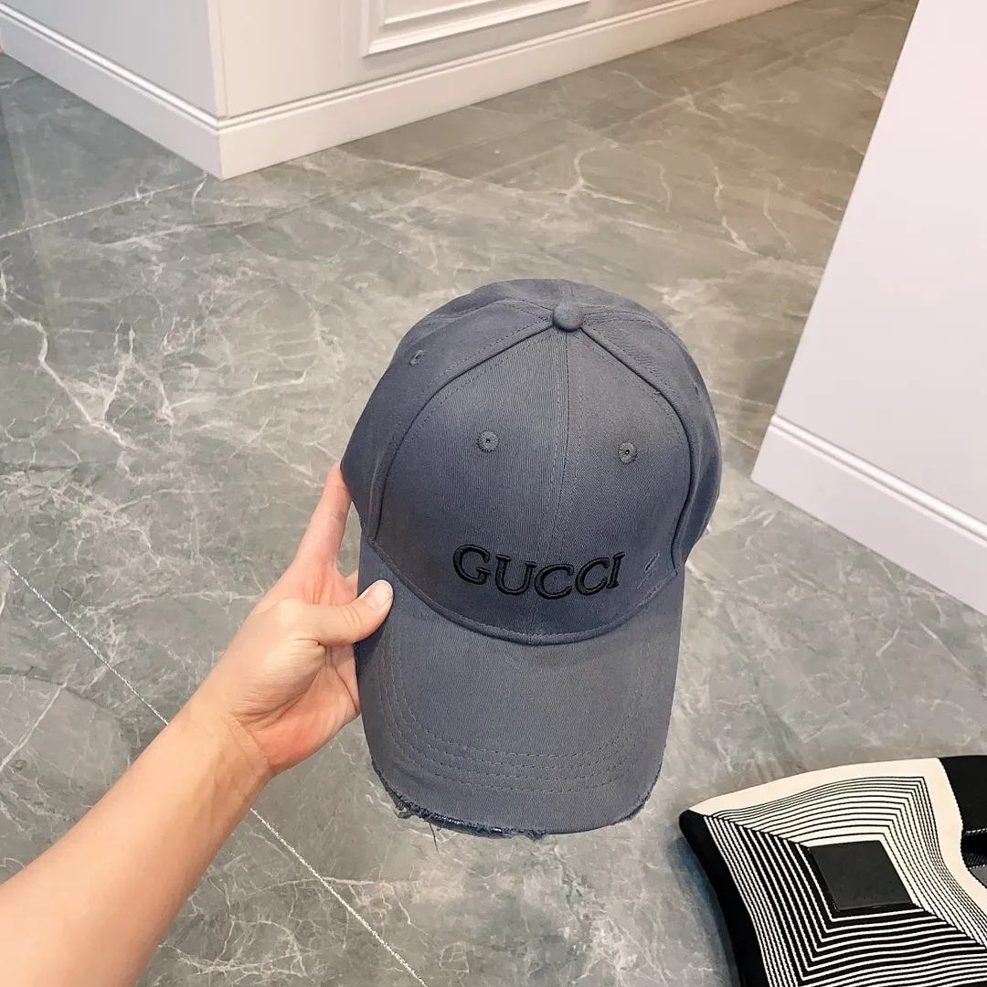 P60 Gucci 2023 spring and summer new pure cotton baseball cap. The brim is spliced ​​with contrasting denim, full of design. Personalized and thoughtful style, same style for men and women.