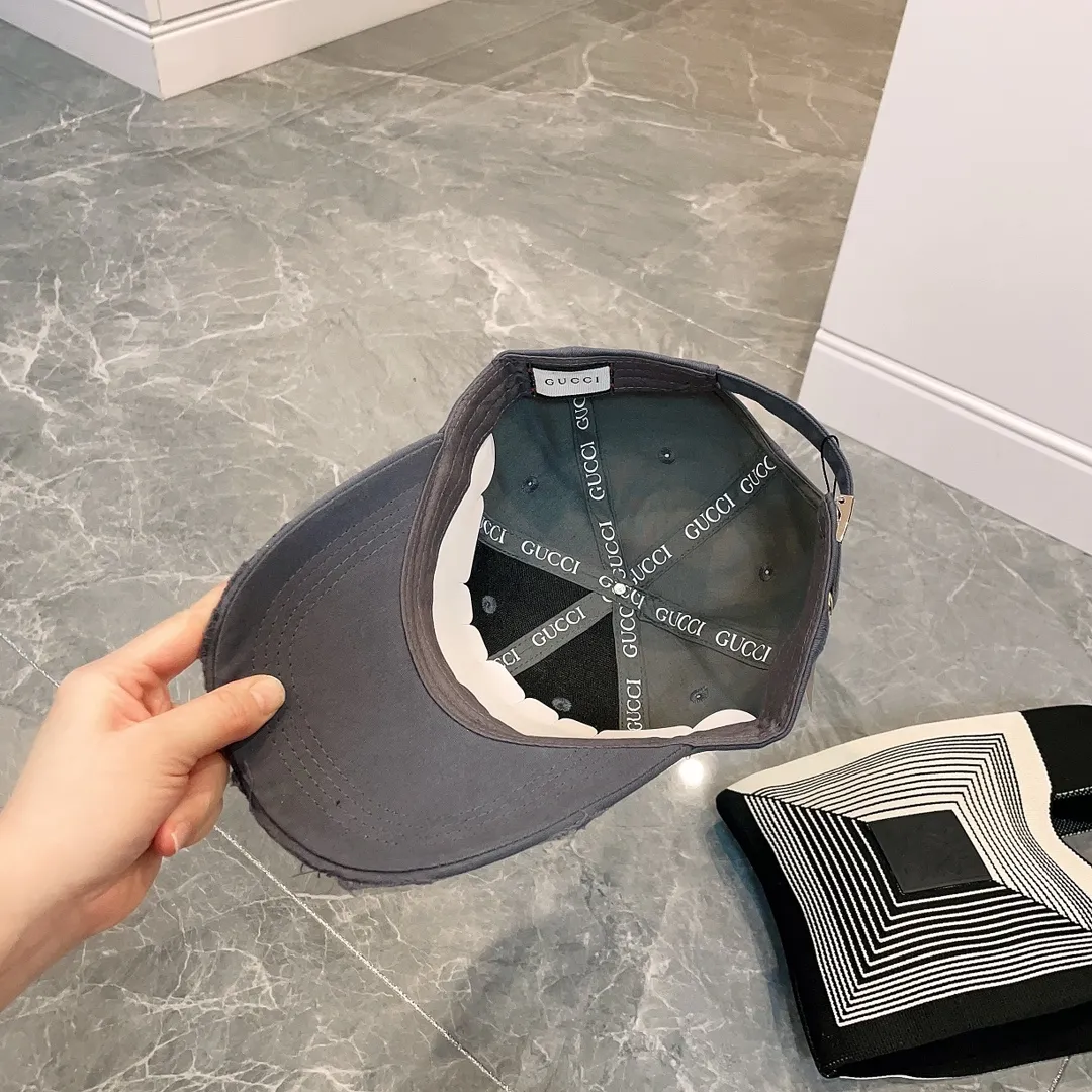 P60 Gucci 2023 spring and summer new pure cotton baseball cap. The brim is spliced ​​with contrasting denim, full of design. Personalized and thoughtful style, same style for men and women.