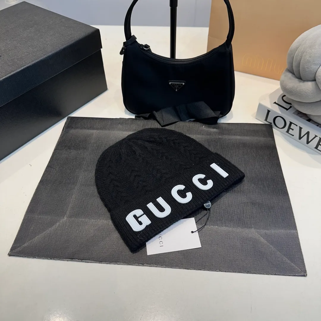 P80 Gucci knitted beanie, unisex