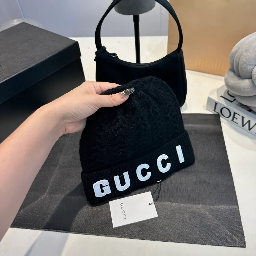 P80 Gucci knitted beanie, unisex
