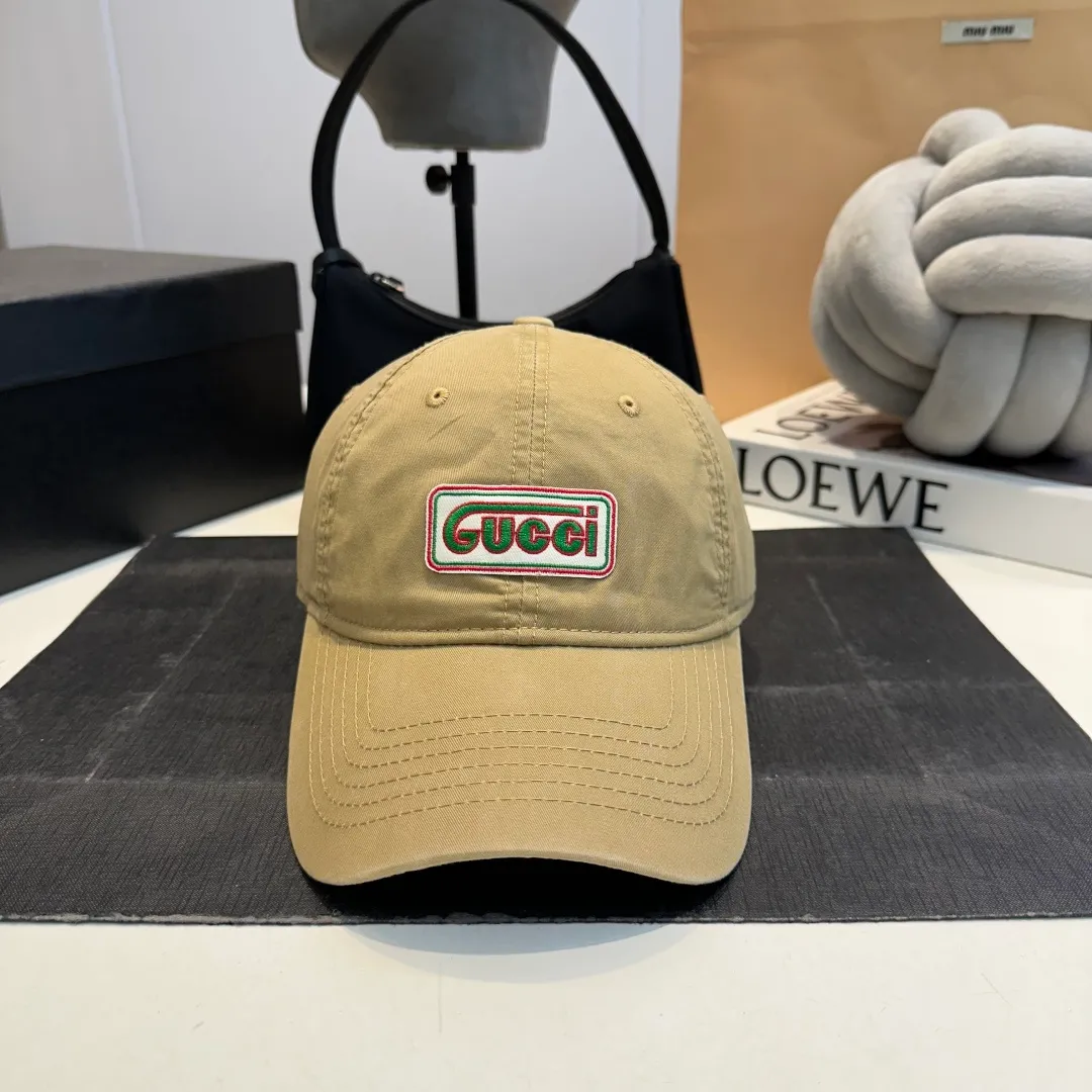 P60 Gucci new original baseball cap, exquisite and pure, stylish and stylish, cool and fashionable, great quality