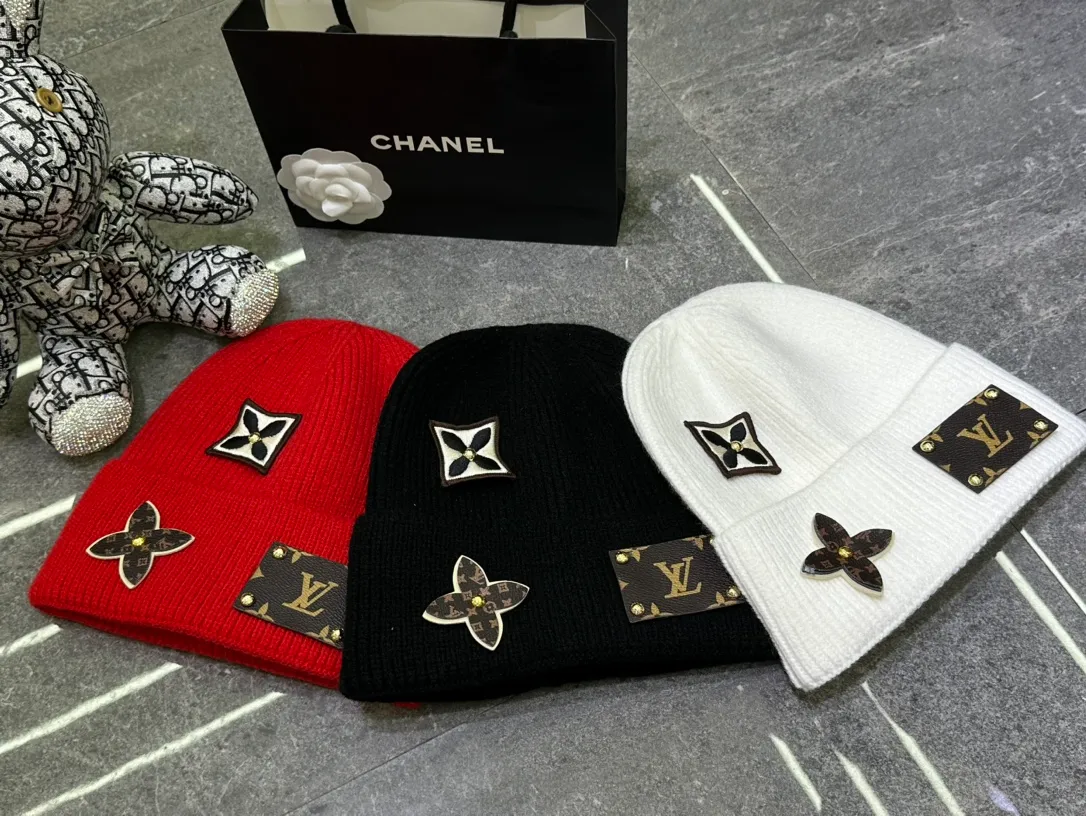 Cabbage price, inquiry with pictures!  2024 autumn and winter popular LV knitted hat🔥🔥