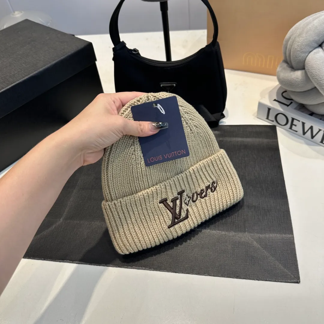 P58 LV Louis new autumn and winter style wool hat, 100% wool fabric🐑