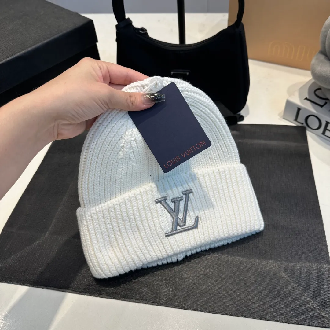 P58 LV Louis new autumn and winter style wool hat, 100% wool fabric🐑