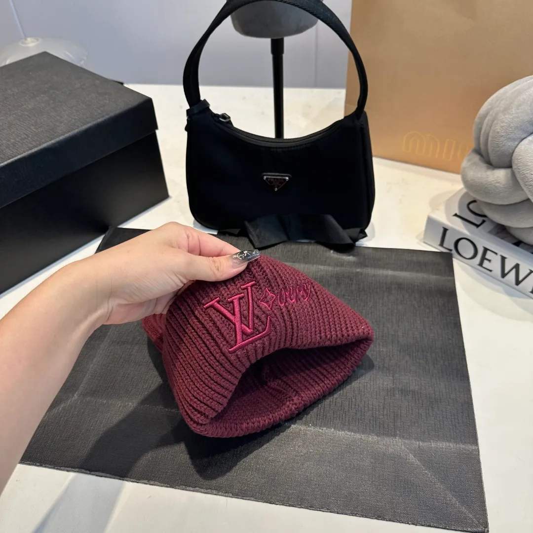 P58 LV Louis new autumn and winter style wool hat, 100% wool fabric🐑