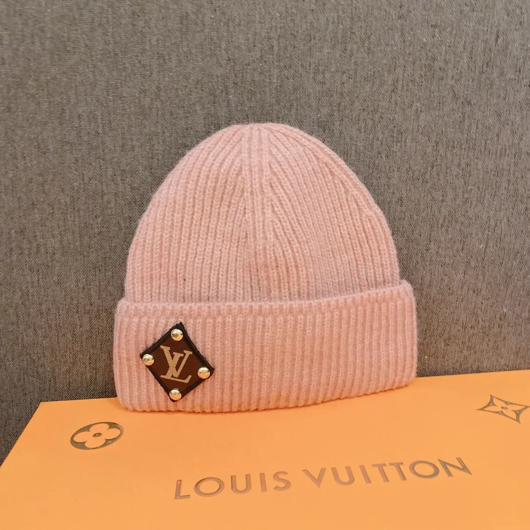 Special batch 60¥ LV Louis Vuitton 2022 autumn and winter new wool knitted beanie, %30 rabbit hair% 50 wool, advanced customization, essential for warmth, same style for men and women