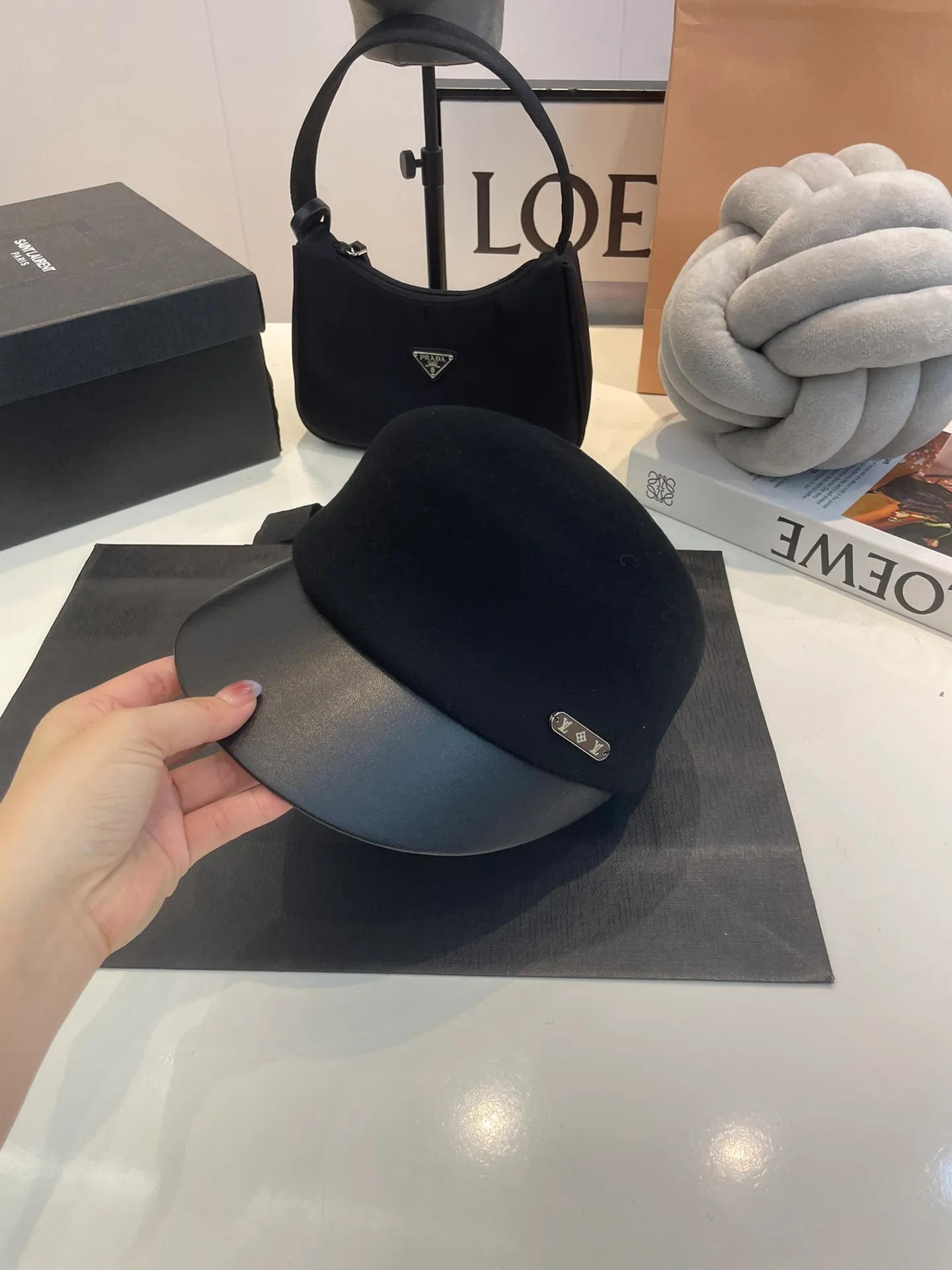 P130 LV new autumn and winter wool peaked cap, woolen army cap, 100% wool fabric, head circumference 57cm, black, rice and khaki tricolor