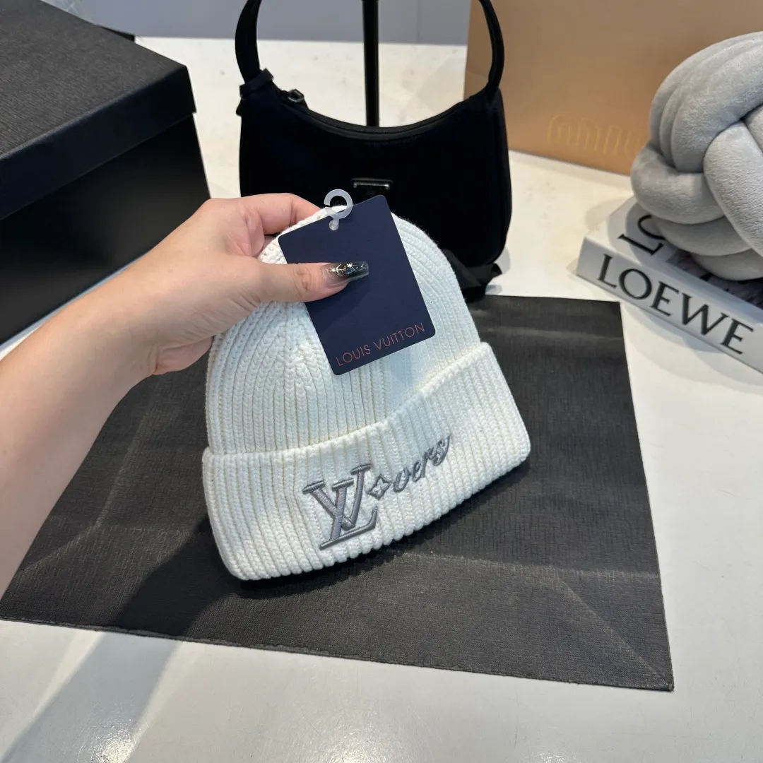 P58 LV Louis new autumn and winter style wool hat, 100% wool fabric🐑