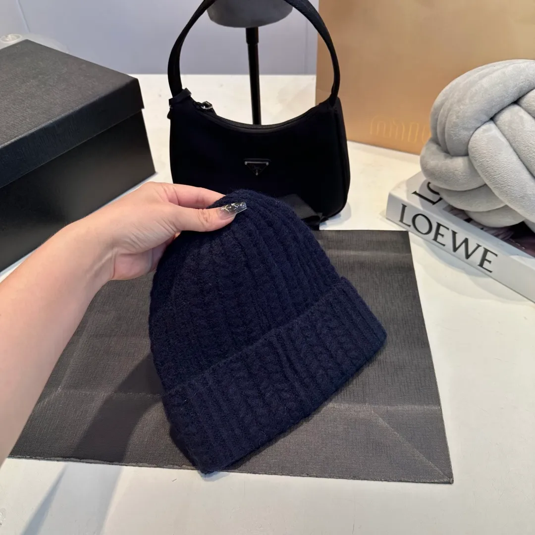 P56 LV Louis new autumn and winter style wool hat, 100% wool fabric🐑