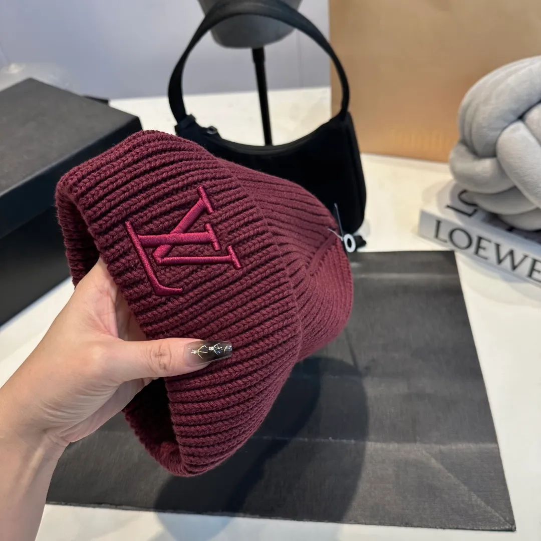 P58 LV Louis new autumn and winter style wool hat, 100% wool fabric🐑