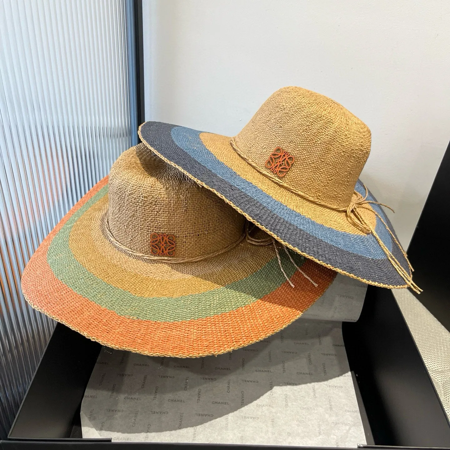 💰120¥ ＬＯＥＷＥLOEWE new straw hat, hand-crocheted straw hat, large brim straw hat, sunshade beach hat, foldable, easy to carry, head circumference 57cm