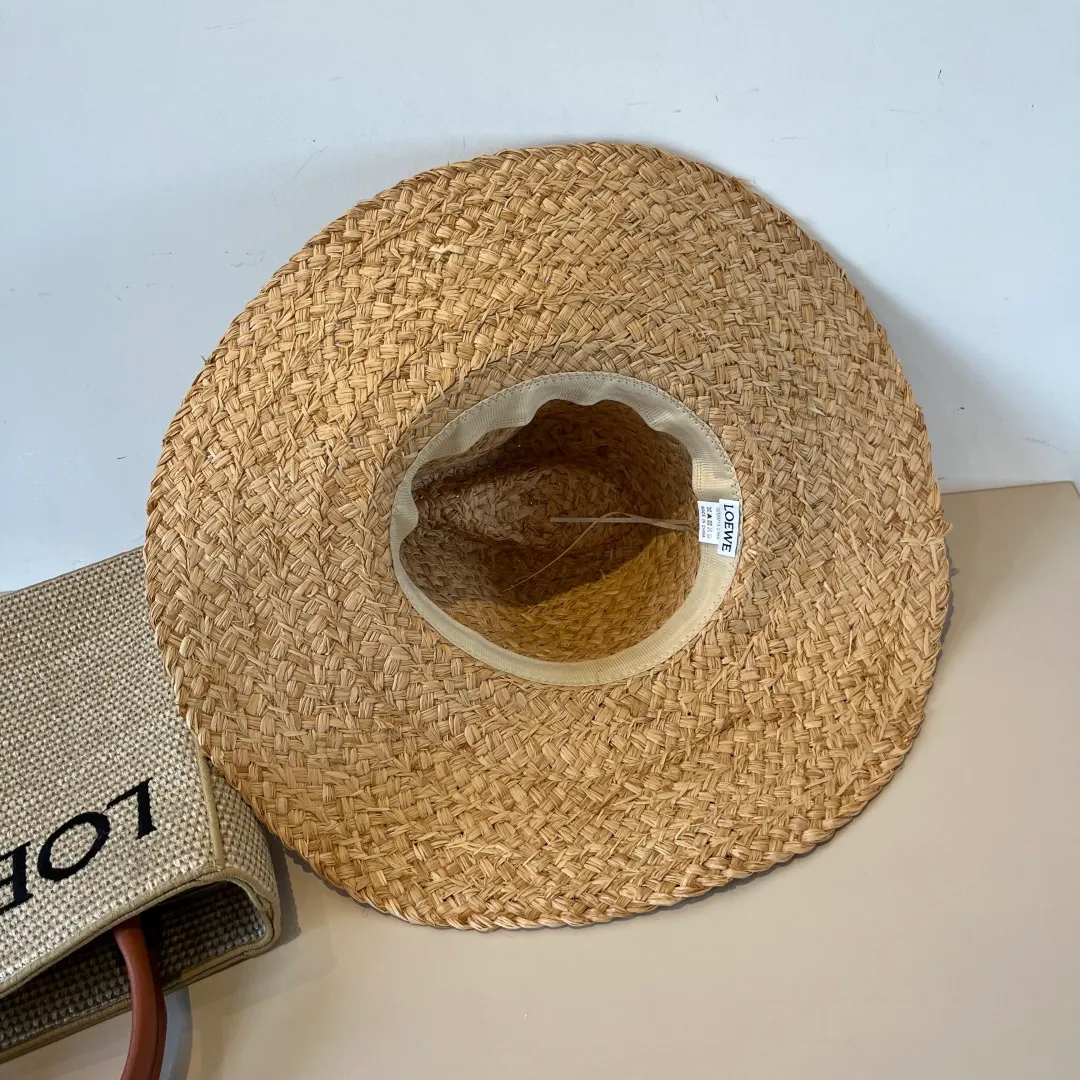 💰140¥ Loewe's new raffia hat, sunshade beach hat, head circumference 57cm