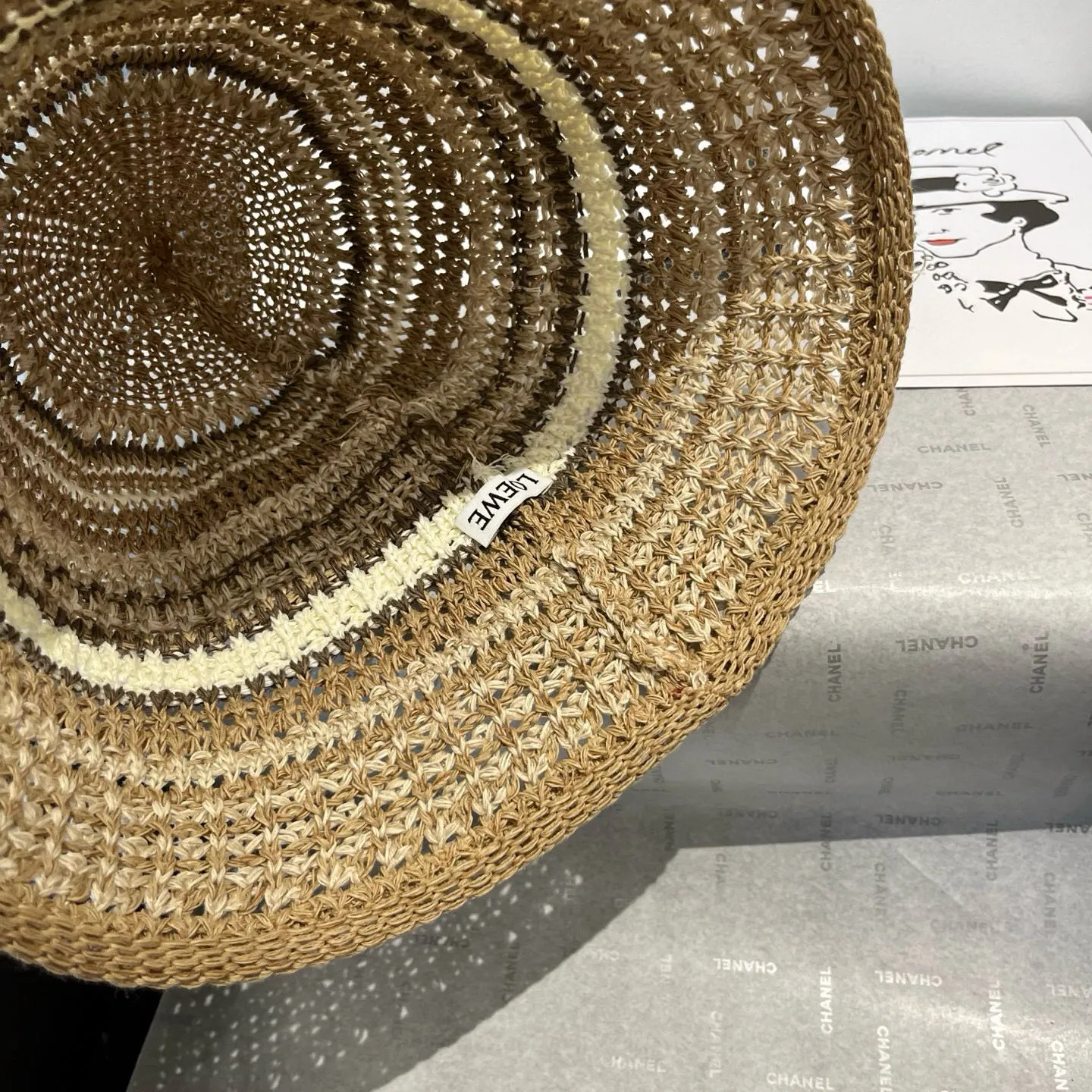 💰100¥ ＬＯＥＥＥLoewe handhook wool fisherman hat