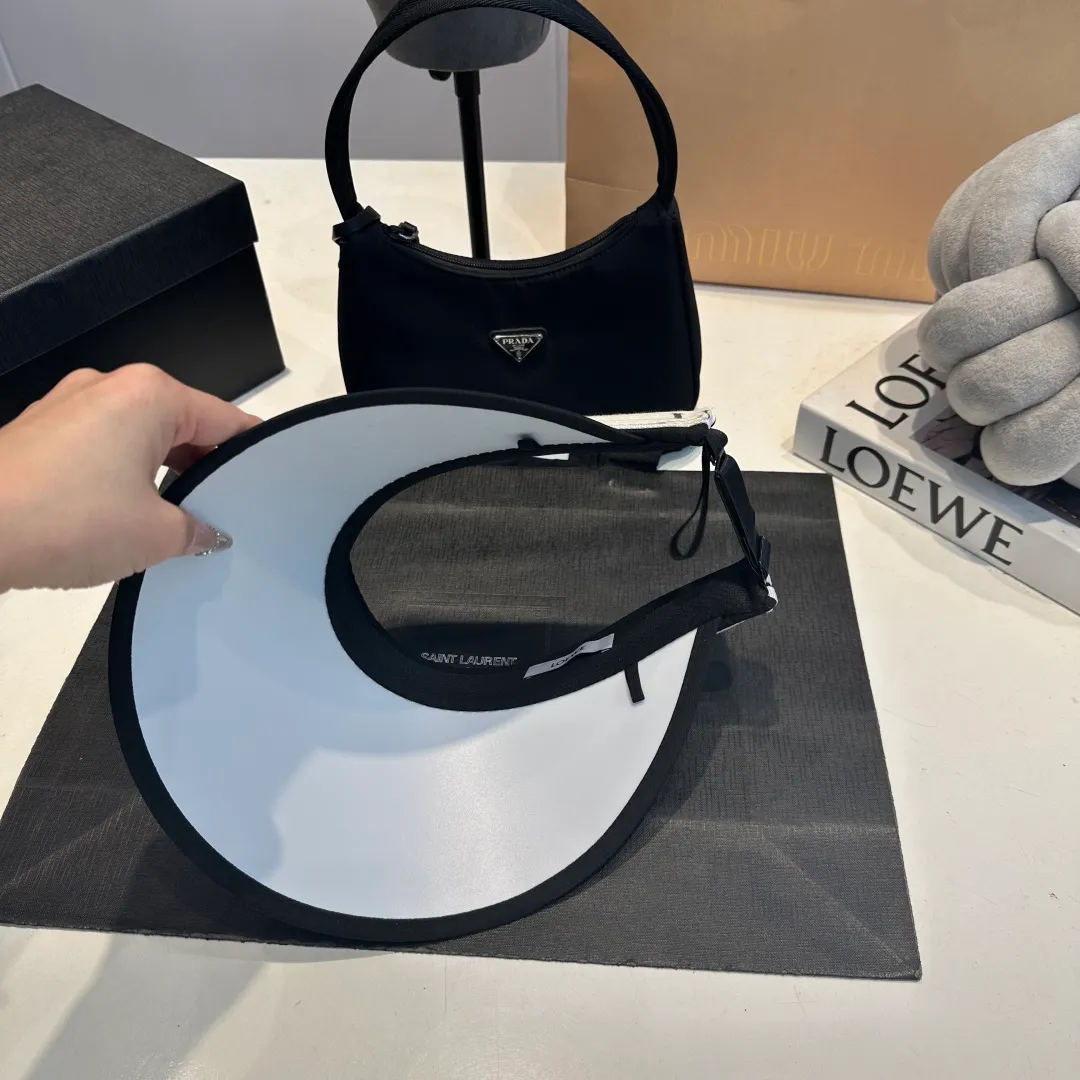 P44 LOEVE hollow top peaked cap, straw hat, original quality, exquisite workmanship, high-end luxury, very breathable and adjustable,