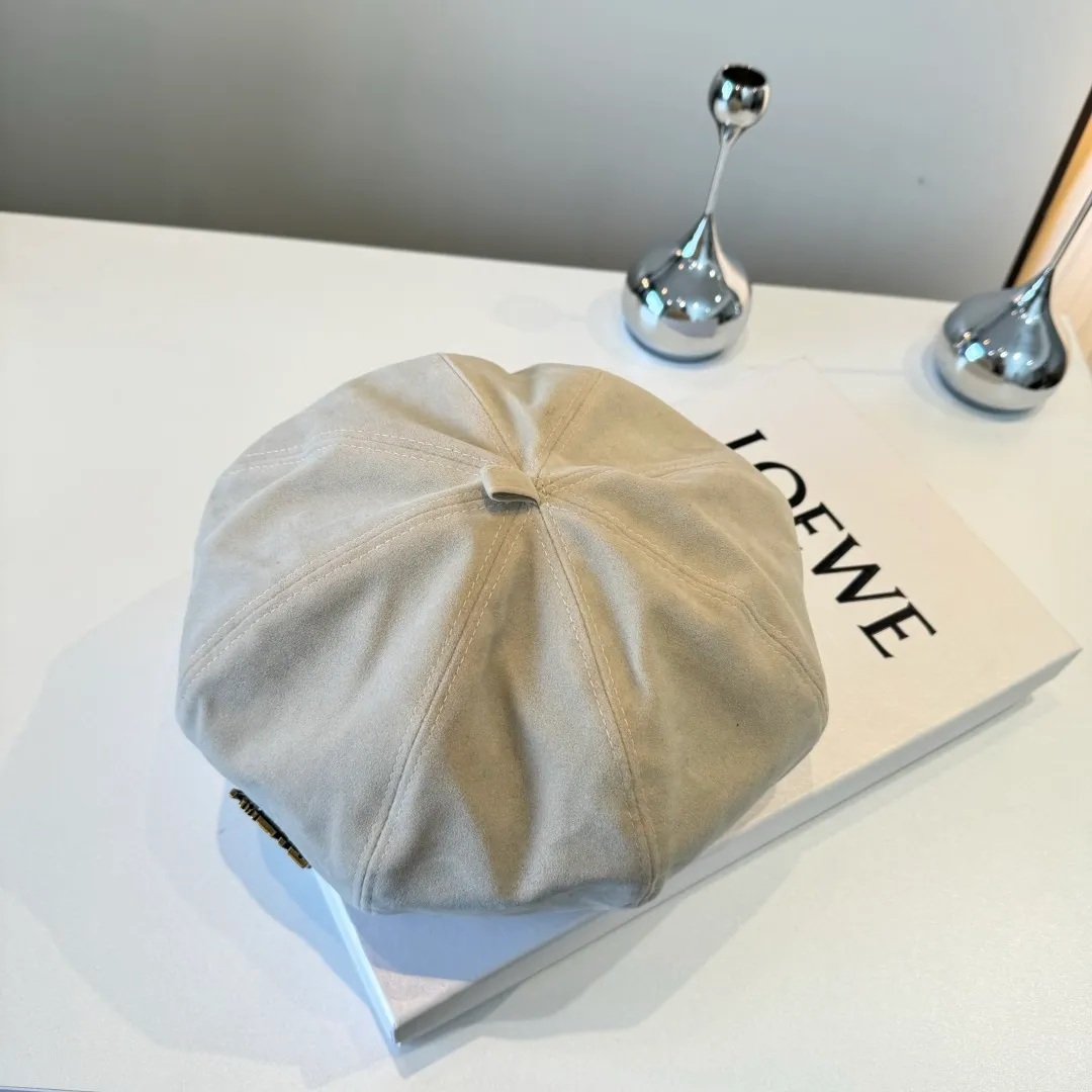 💰100¥ Loewe's new corduroy beret, painter's hat, head circumference 57cm