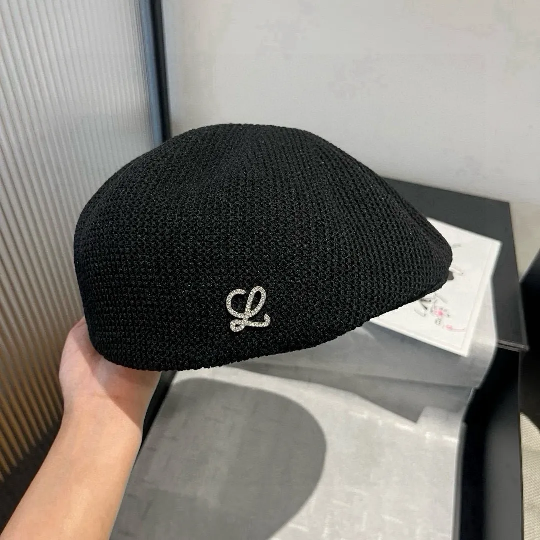 💰100¥ Loewe's new duck bill forward cap, head circumference 57cm