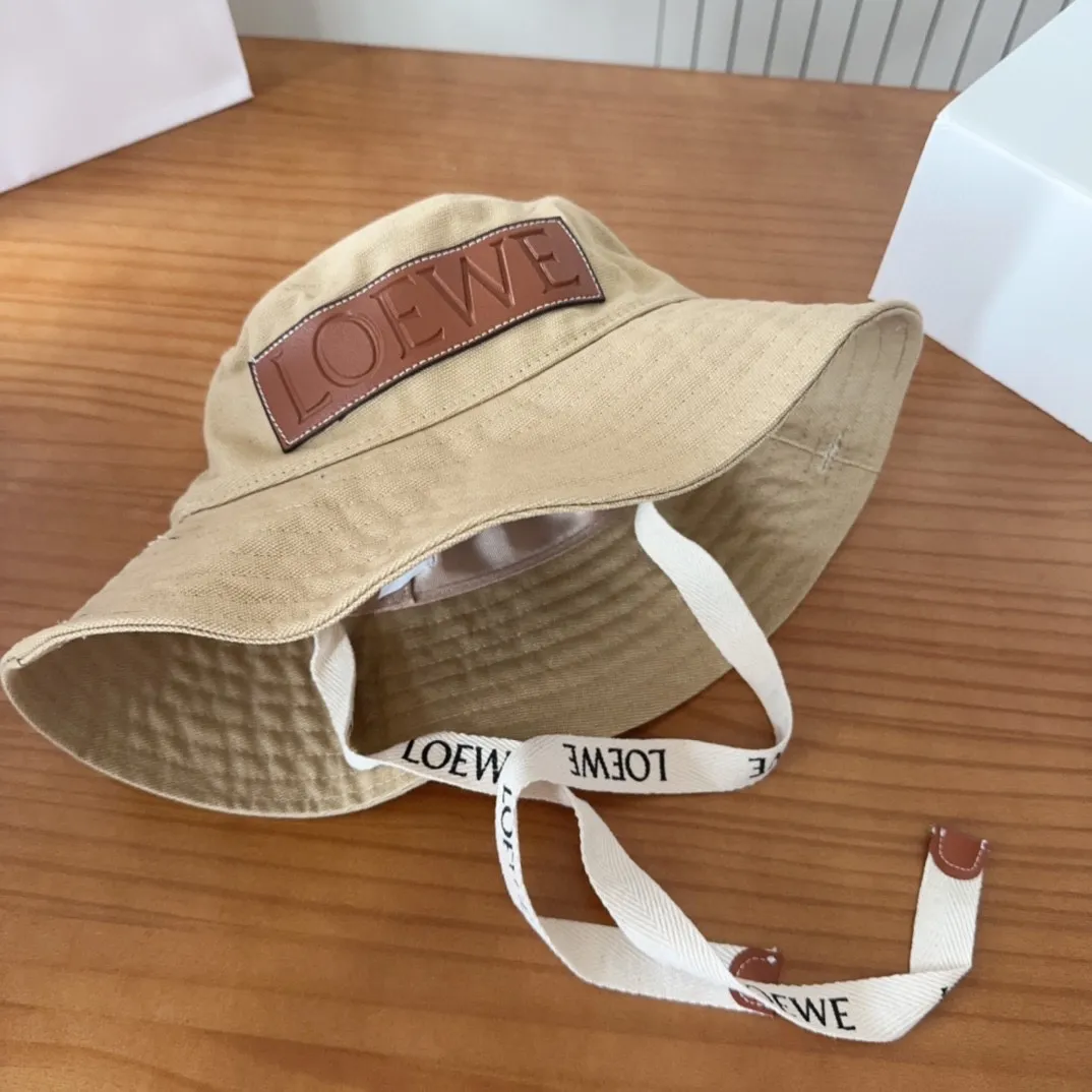 💰66 Luo Yiwei's personalized fisherman's hat, an excellent casual fisherman's hat. The texture is full of retro style and has a strong street style. It's handsome! Can be worn all year round! Head circumference-55-58cm