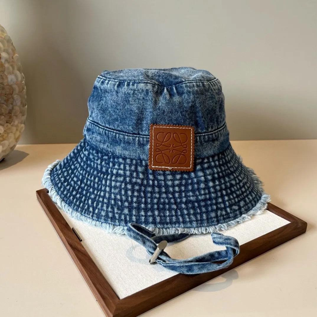 💰100¥ Loewe new bucket hat, head circumference 57cm