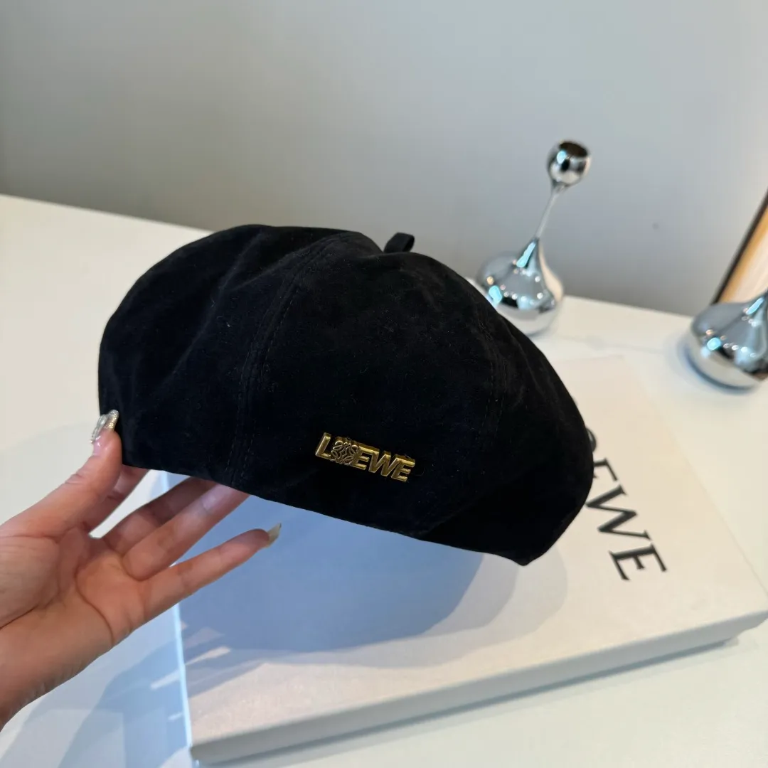 💰100¥ Loewe's new corduroy beret, painter's hat, head circumference 57cm