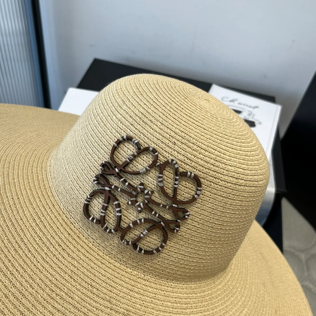 💰150¥ LOEWE classic large-brimmed hat, beach hat head circumference 57cm